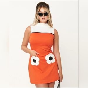 SMAK PARLOUR by Unique Vintage ORANGE & WHITE HAUTE GOSSIP SHIFT DRESS euc!